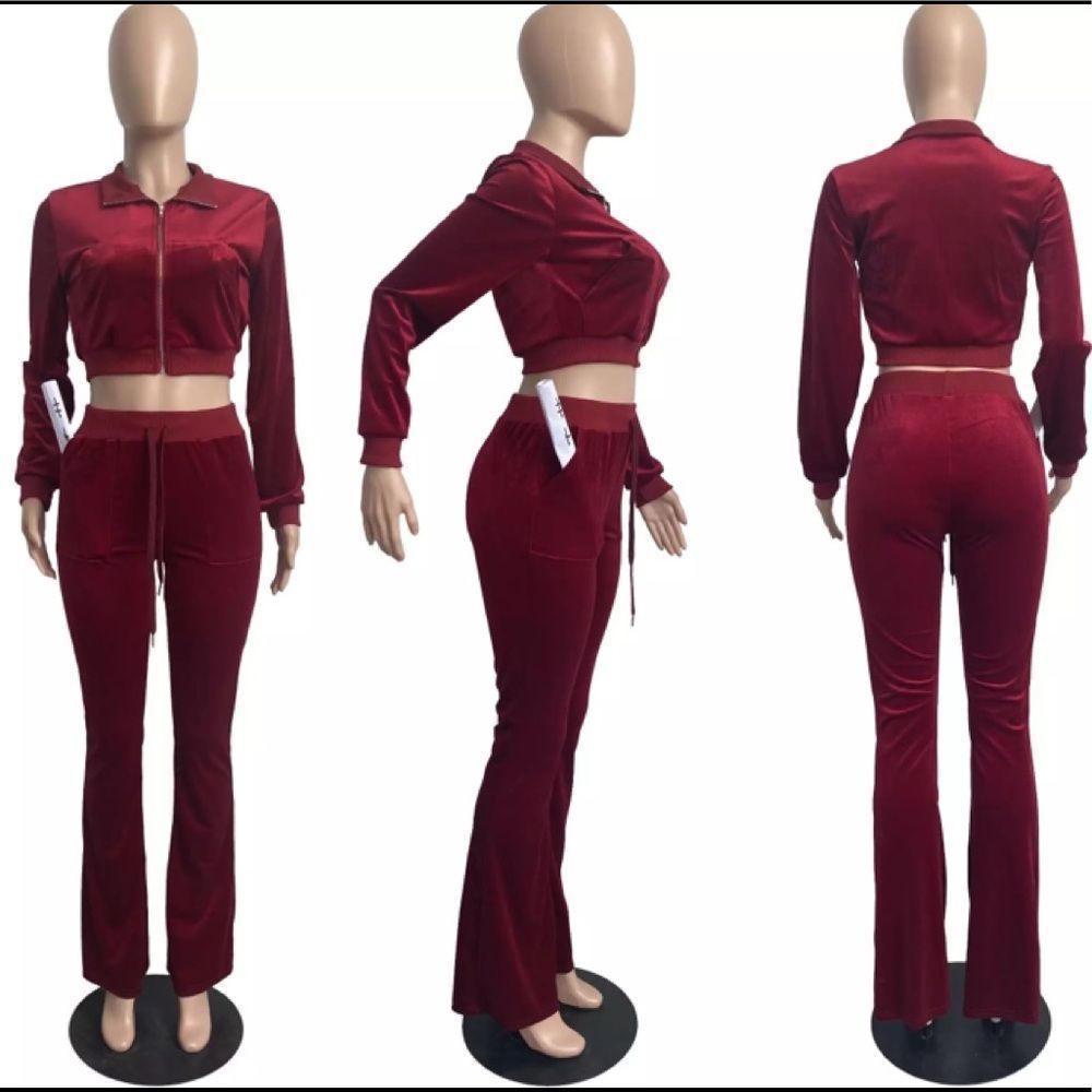 Burgundy Women’s Two-Piece Long Sleeve Flare Bottom Sport / Sweat Suit NWT
